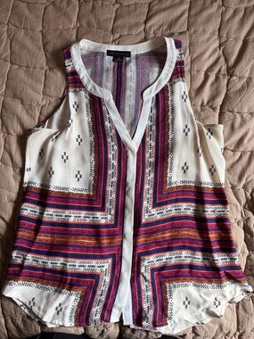 Sanctuary White Sleeveless Geometric Stripe V-Neck Top - Purple & Red Accents